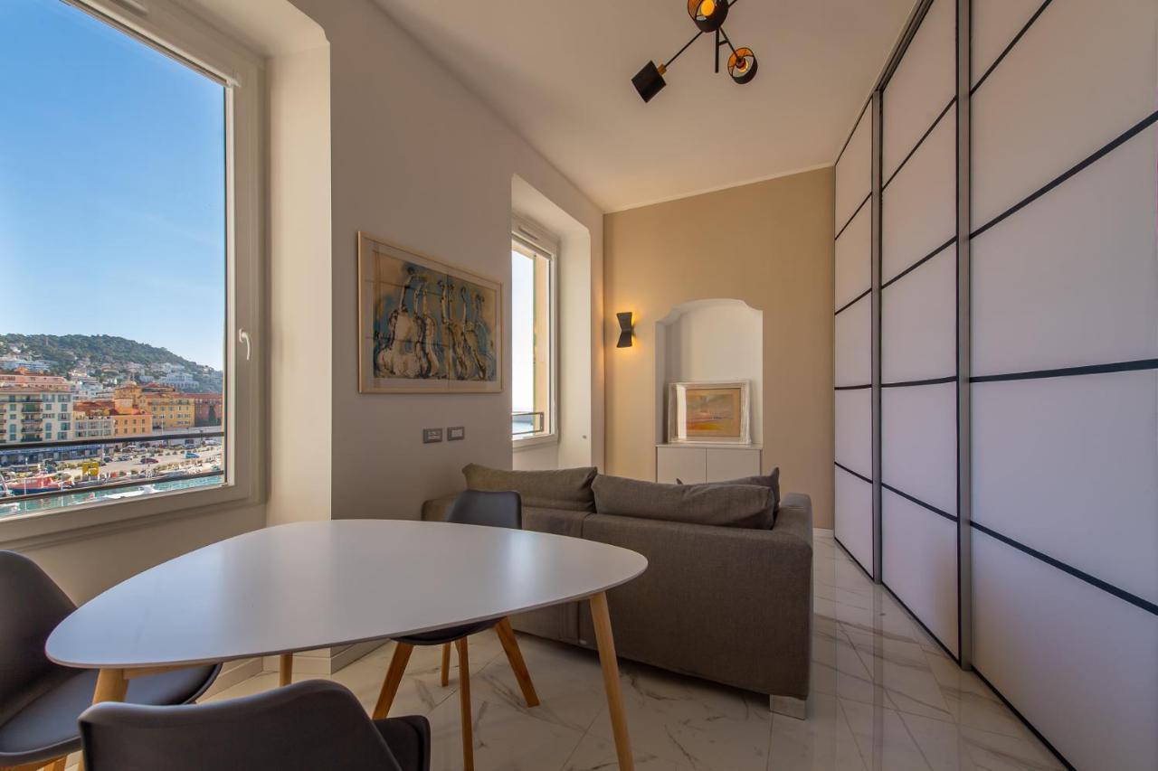 Sea View, Vue Sur La Port De - De Charme 2 P Appartement Nice